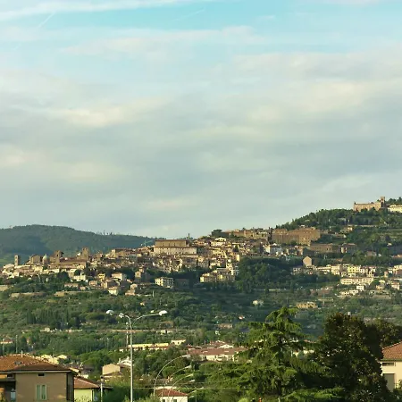 In With Pool 哥尔顿